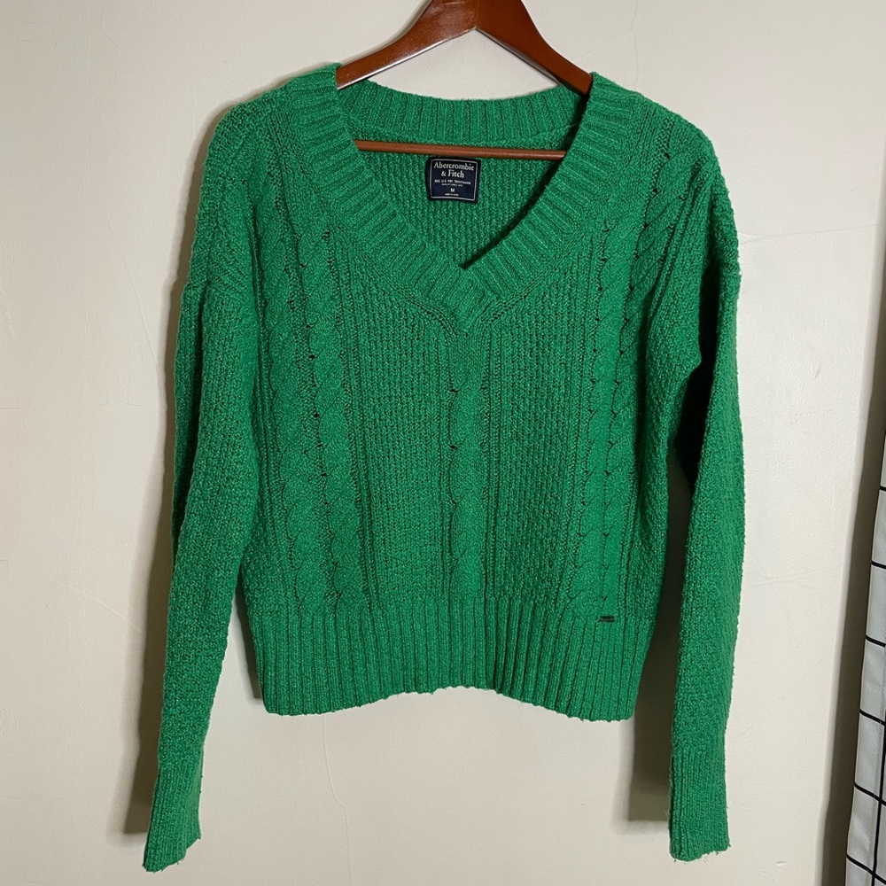 Abercrombie & Fitch V-Neck Green Sweater Sz Medium